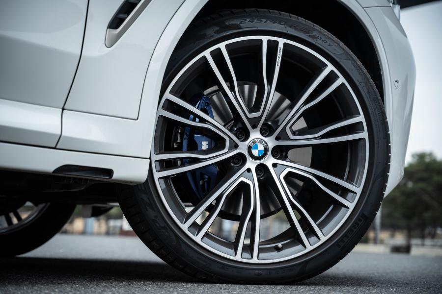 Колеса BMW X3 M40d (G01) 2019 года  (JP) (фото 9 из 28)